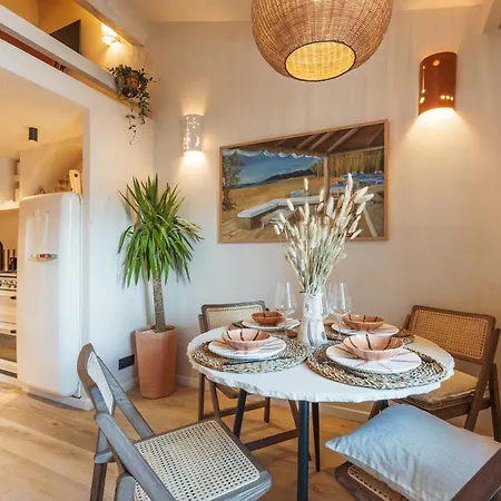 Mezzanine 22, Centre-ville * Saint-Tropez